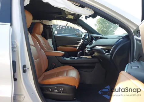 2021 Cadillac Xt4 Awd Premium Luxury z USA, uszkodzony, nr VIN 1GYFZDR44MF048093